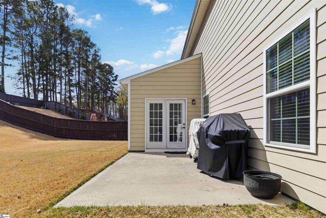 15 Fawn Hill Drive, Simpsonville, SC 29681