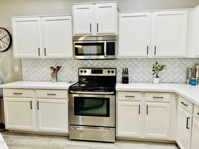 492 E RAINBOW Drive, Chandler, AZ 85249