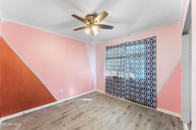 3322 E Avenue H, Lancaster, CA 93535