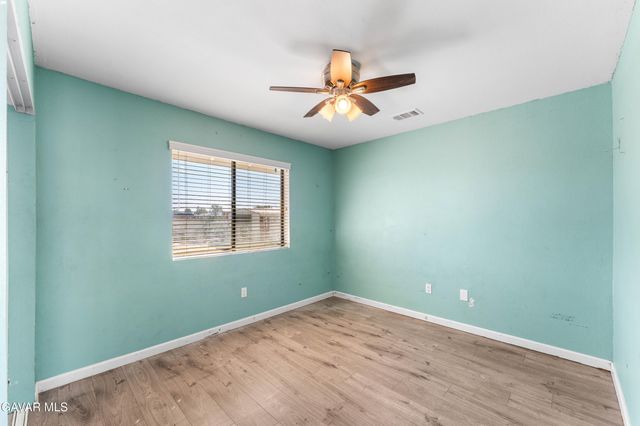 3322 E Avenue H, Lancaster, CA 93535