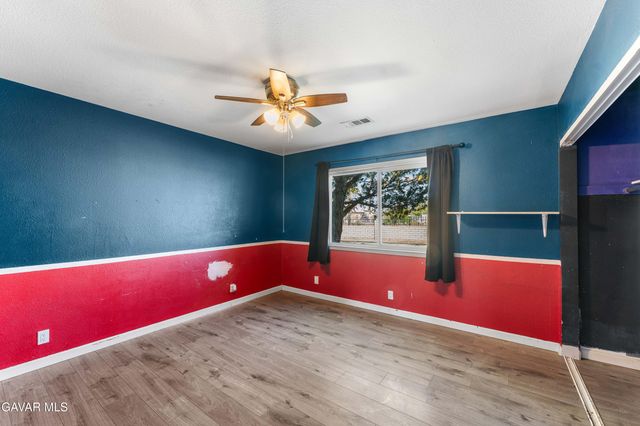 3322 E Avenue H, Lancaster, CA 93535