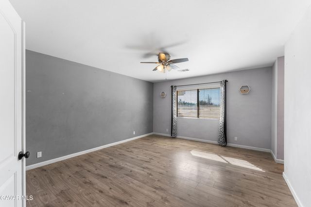 3322 E Avenue H, Lancaster, CA 93535