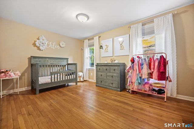 85 Woodbury Avenue, Stamford, CT 06907