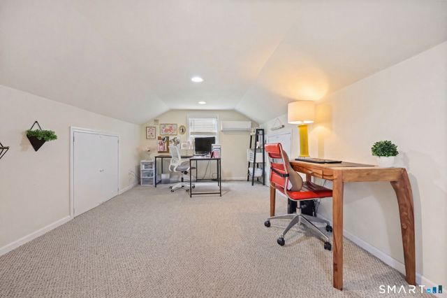 85 Woodbury Avenue, Stamford, CT 06907