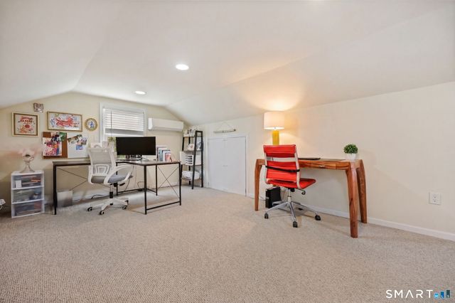 85 Woodbury Avenue, Stamford, CT 06907
