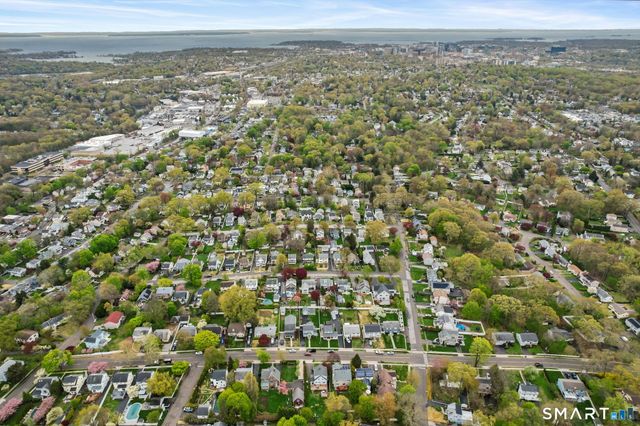 85 Woodbury Avenue, Stamford, CT 06907