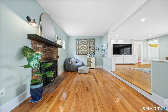 85 Woodbury Avenue, Stamford, CT 06907
