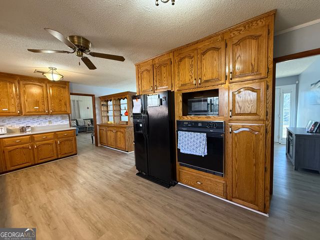 102 Hemlock Street, Warner Robins, GA 31093