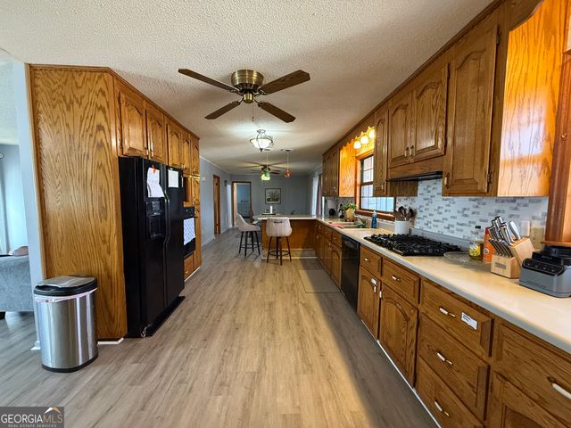 102 Hemlock Street, Warner Robins, GA 31093