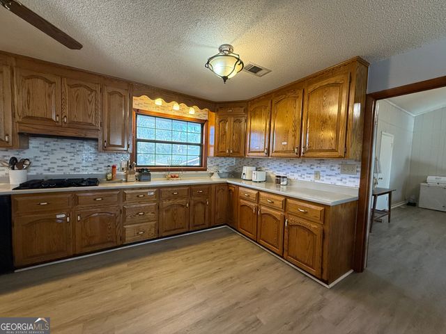 102 Hemlock Street, Warner Robins, GA 31093