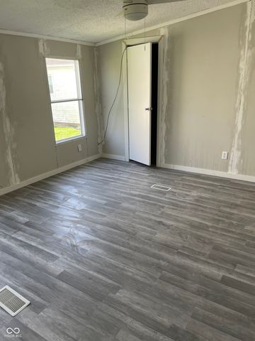 5639 W County Road 715 N, Connersville, IN 47331