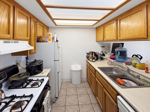 8425 Xavier Ave Avenue, California City, CA 93505