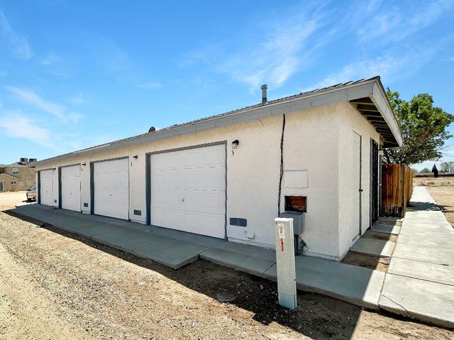 8425 Xavier Ave Avenue, California City, CA 93505