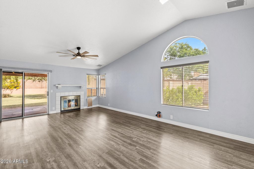 6683 N 84TH Drive, Glendale, AZ 85305 — photo 2