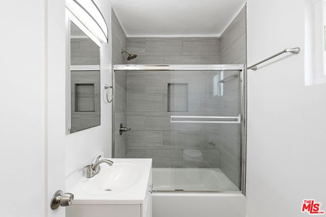 4921 Coldwater Canyon Avenue 3, Sherman Oaks, CA 91423