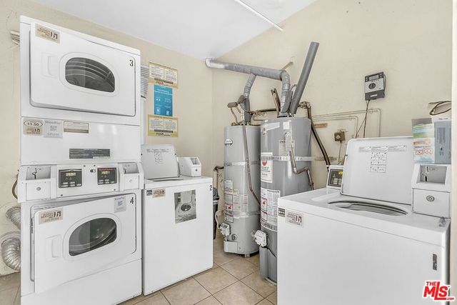 4921 Coldwater Canyon Avenue 3, Sherman Oaks, CA 91423