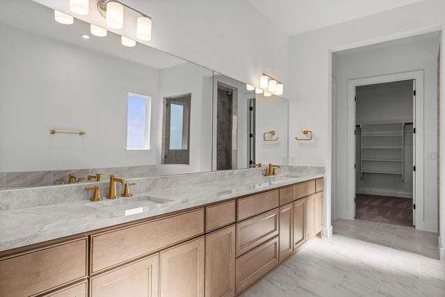 5105 Bergamo DR, Leander, TX 78641