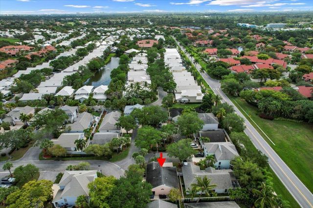 28 Governors Court, Palm Beach Gardens, FL 33418