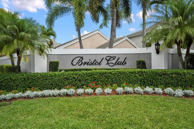 28 Governors Court, Palm Beach Gardens, FL 33418