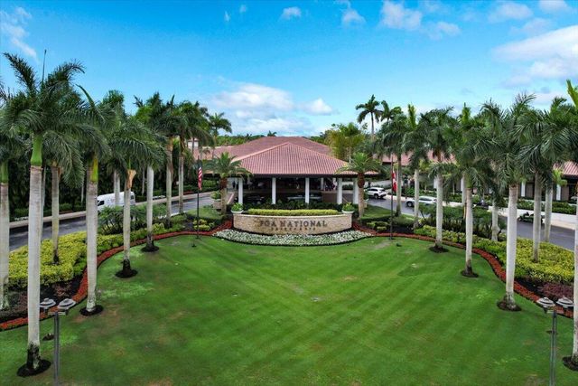 28 Governors Court, Palm Beach Gardens, FL 33418
