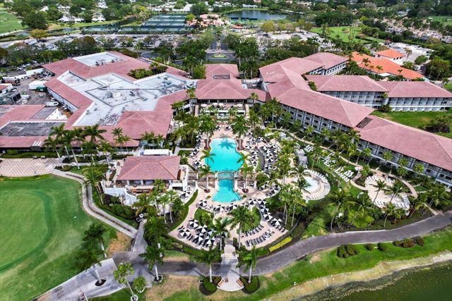 28 Governors Court, Palm Beach Gardens, FL 33418