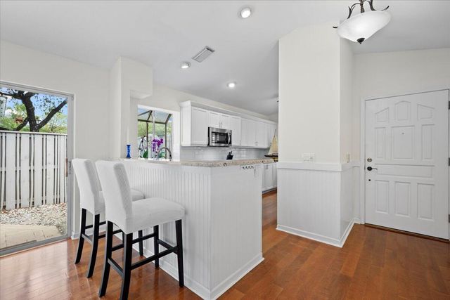 28 Governors Court, Palm Beach Gardens, FL 33418