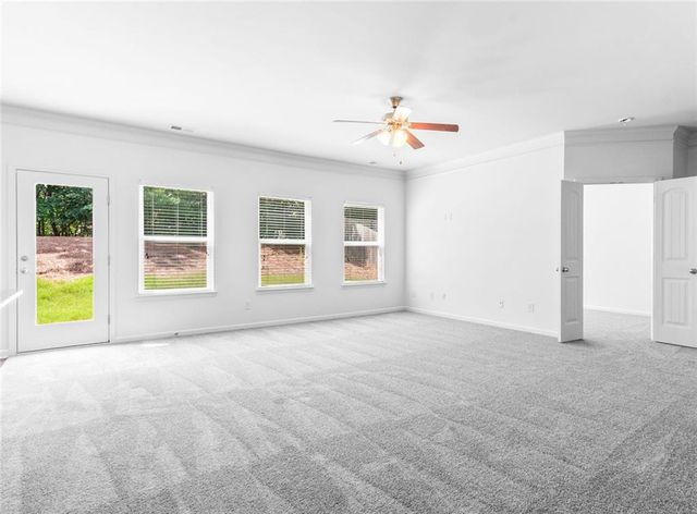 1061 Blind Brook Circle, Hoschton, GA 30548