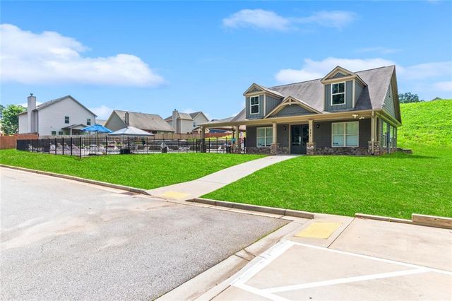 1061 Blind Brook Circle, Hoschton, GA 30548