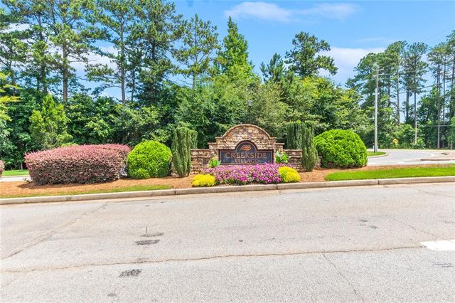 1061 Blind Brook Circle, Hoschton, GA 30548