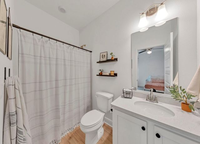 54 Hammock Oaks Boulevard, Freeport, FL 32439