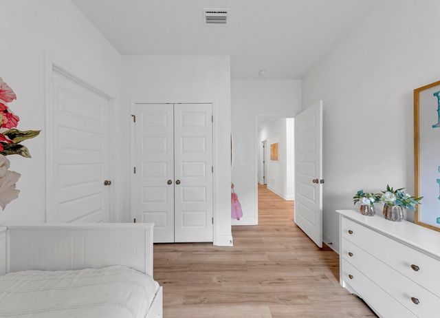 54 Hammock Oaks Boulevard, Freeport, FL 32439