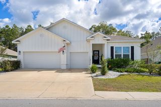 54 Hammock Oaks Boulevard, Freeport, FL 32439