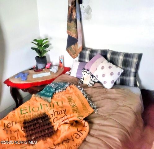 3245 Elm Street, Toledo, OH 43608