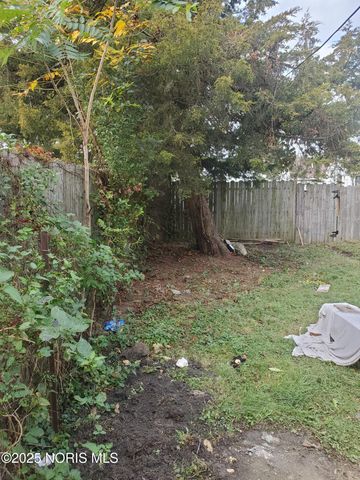 3245 Elm Street, Toledo, OH 43608