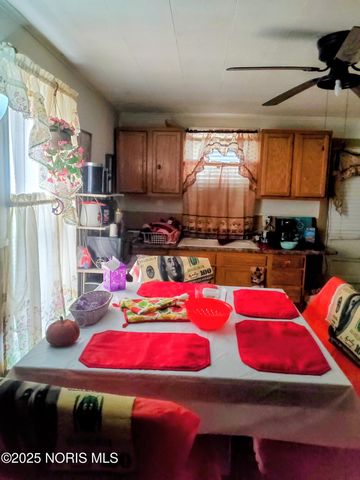 3245 Elm Street, Toledo, OH 43608