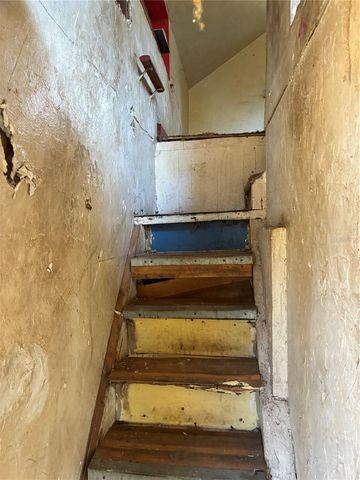 8211 N 14TH STREET, Tampa, FL 33604