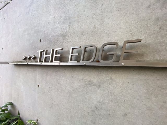 1410 Nw KEARNEY St 1111, Portland, OR 97209