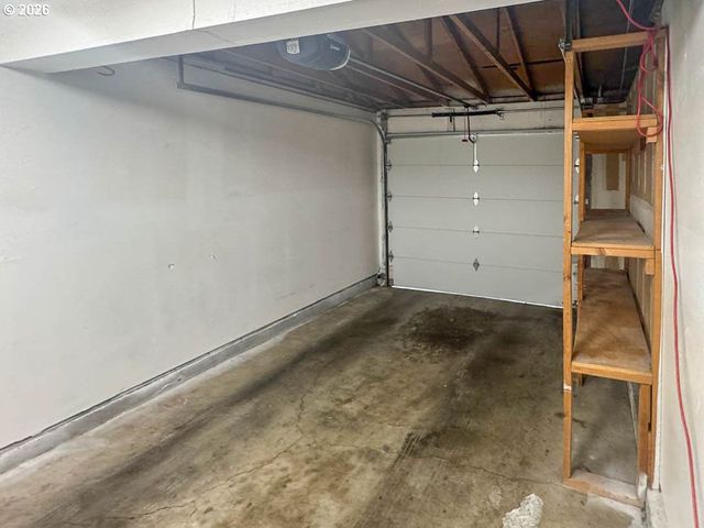 1572 Nw TANASBROOK Ct, Beaverton, OR 97006