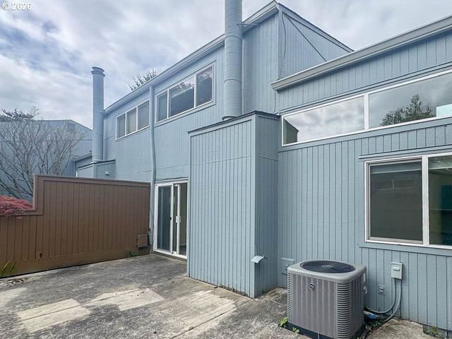 1572 Nw TANASBROOK Ct, Beaverton, OR 97006