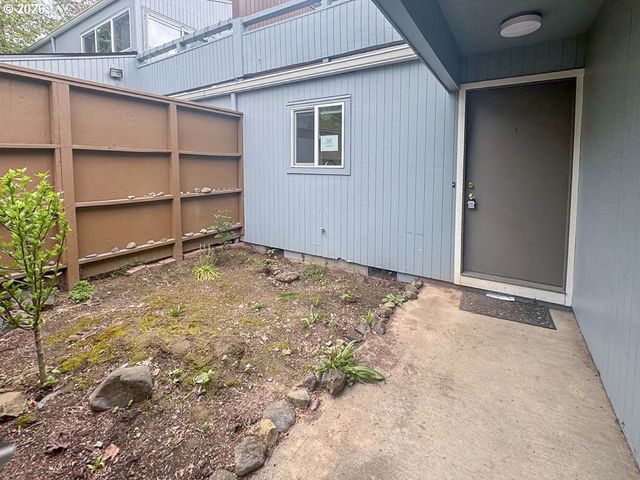 1572 Nw TANASBROOK Ct, Beaverton, OR 97006