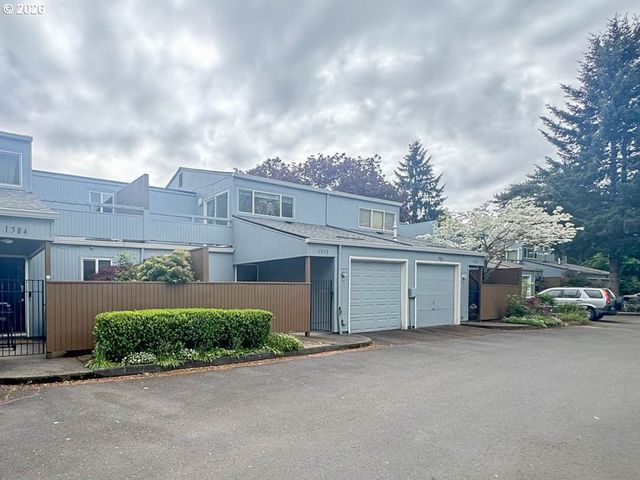 1572 Nw TANASBROOK Ct, Beaverton, OR 97006