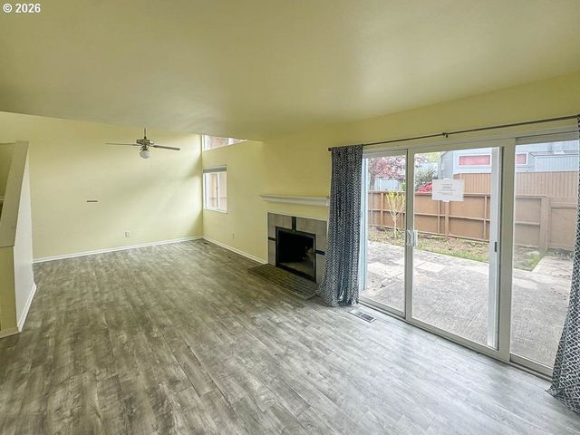 1572 Nw TANASBROOK Ct, Beaverton, OR 97006