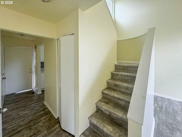1572 Nw TANASBROOK Ct, Beaverton, OR 97006