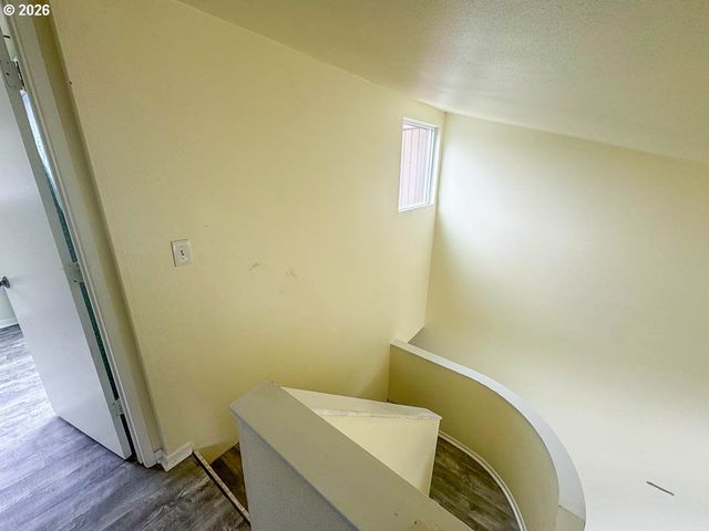 1572 Nw TANASBROOK Ct, Beaverton, OR 97006