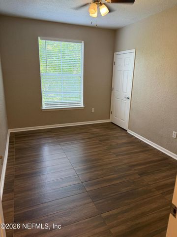 8539 GATE Parkway W 424, Jacksonville, FL 32216