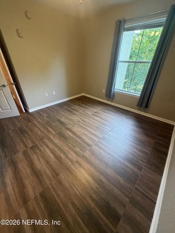 8539 GATE Parkway W 424, Jacksonville, FL 32216