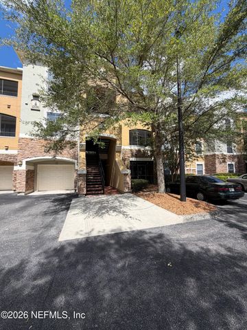 8539 GATE Parkway W 424, Jacksonville, FL 32216
