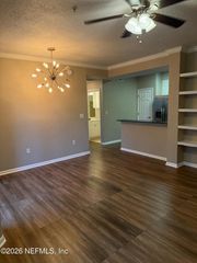 8539 GATE Parkway W 424, Jacksonville, FL 32216