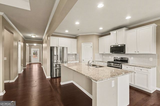 4475 Clubside Drive, Gainesville, GA 30504