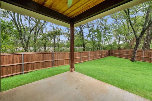 105 Iron Horse Lane, Denison, TX 75020